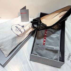 Prada Black Leather Bow Pumps